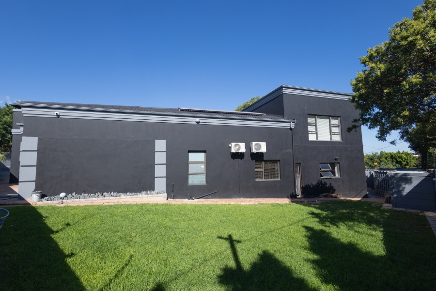 4 Bedroom Property for Sale in Ridgeworth Western Cape